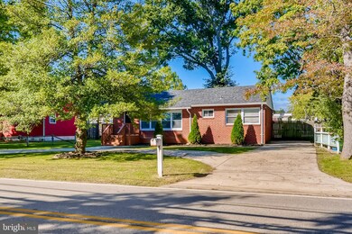 914 Orems Rd, Essex, MD 21221 - photo 4