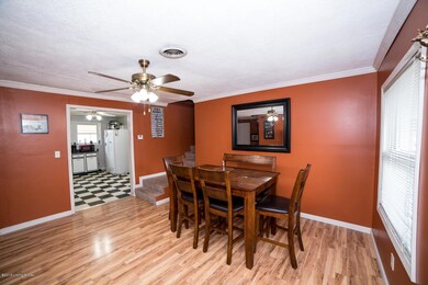 8906 Maple Rd, Louisville, KY 40229 - photo 6