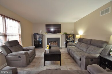 286 E Flagstone Dr, Newark, DE 19702 - photo 6