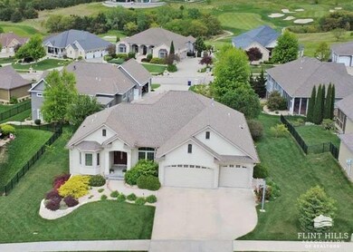 3604 Eastridge Cir, Manhattan, KS 66503 - photo 7