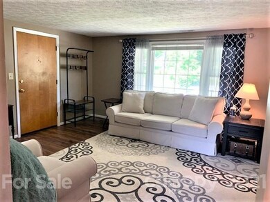 530 Whispering Hills Dr unit 3, Hendersonville, NC 28792 - photo 7