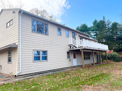 524 Saybrook Rd, Haddam, CT 06438 - photo 5