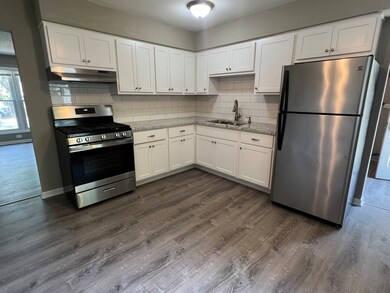 3621 Tamarind Ln, Hazel Crest, IL 60429 - photo 5