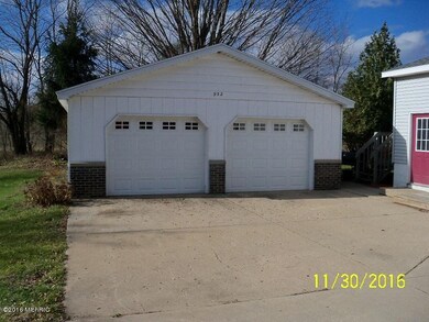 932 S Main St, Wayland, MI 49348 - photo 5