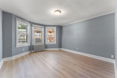234 Edwards Place unit 2, Yonkers, NY 10703 - photo 5
