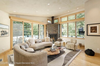 1990Riverside_Med_23063013