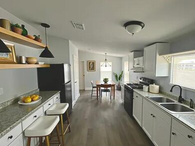 93 Tower Manor Cir E unit 93, Auburndale, FL 33823 - photo 2