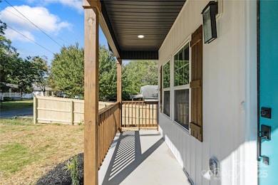 2401 Brookview Ave, Kannapolis, NC 28081 - photo 4