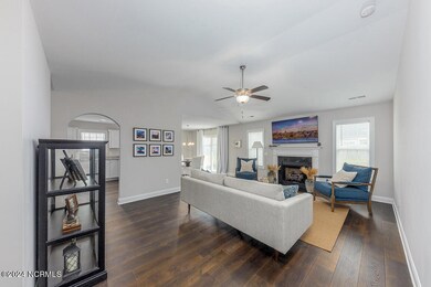 2009 Snapper St, New Bern, NC 28562 - photo 4