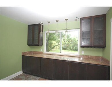 Dining Room. Butler s pantry in Dining Room, grani