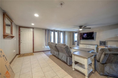 7444 Barnes Dr, Kansas City, KS 66109 - photo 5