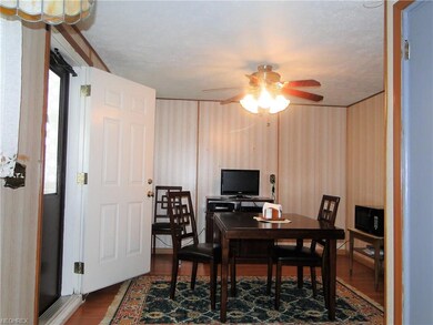 Friendly Dining Room that joins the Kitchen