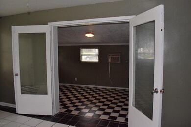 6739 Daughtry Blvd S, Jacksonville, FL 32210 - photo 4