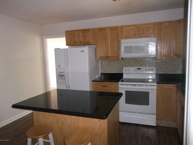 112 Lionel Ave, Jacksonville, NC 28540 - photo 7