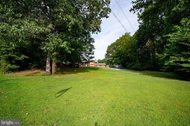 1022 Marlboro Rd, Lothian, MD 20711 - photo 4