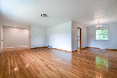 1030 Plum Ridge, Columbus, OH 43213 - photo 5