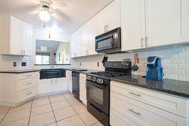 9454 Gulf Bridge St, Houston, TX 77075 - photo 4