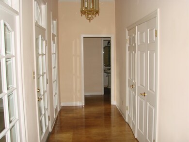 FRONT ENTRY HALL