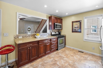 2025 Bell Place, South Plainfield, NJ 07080 - photo 6