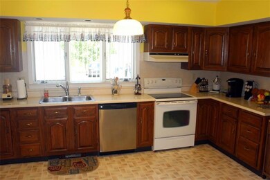 31 Beacon Ave, Biddeford, ME 04005 - photo 7