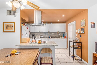 9250 N 18th Ave, Phoenix, AZ 85021 - photo 5