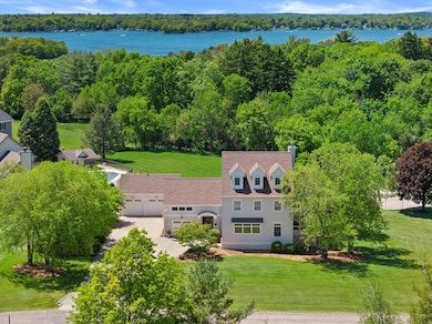 Nestled in the Heart of Lake Country
