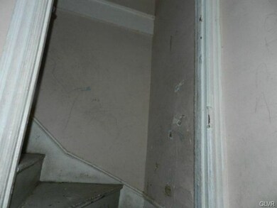 542 N Jute St, Allentown, PA 18102 - photo 5