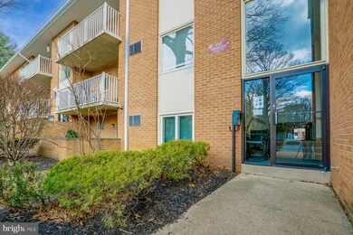 100 Winding Way unit A7, Downingtown, PA 19335 - photo 2