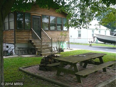 7333 Hughes Ave, Sparrows Point, MD 21219 - photo 3