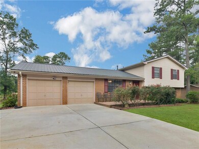 917 Curry Cir SE, Conyers, GA 30094 - photo 2