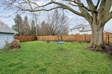 210 E Benton St, Oswego, IL 60543 - photo 2