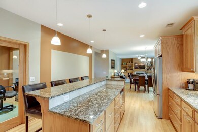 Open concept through to dining & living room