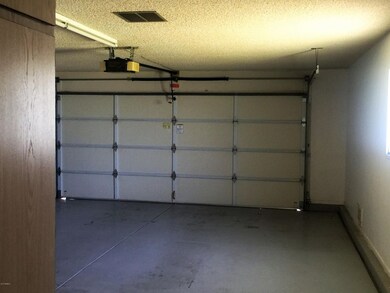 9871 W Willowbrook Ct, Sun City, AZ 85373 - photo 7