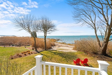 15 Bayview Ave, Fairhaven, MA 02719 - photo 2