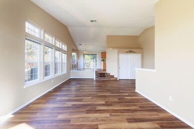 18-web-or-mls-2307-robertson-crest