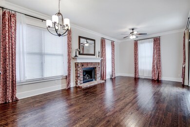Living Room/Dining Area View