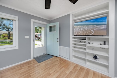 Living Room -1573 Cumberland Ln, Clearwater, FL 33755