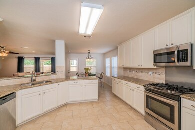 3612 Mahogany Trail, Pearland, TX 77584 - photo 7