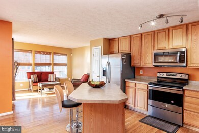 802 Tipton Rd, Middle River, MD 21220 - photo 5