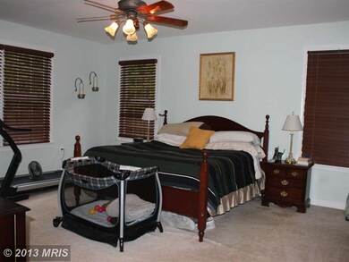 5461 Lightning Dr, Haymarket, VA 20169 - photo 6