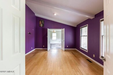 225 Beacon Hill 2