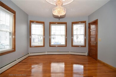 101 Suffolk Ave, Pawtucket, RI 02861 - photo 2