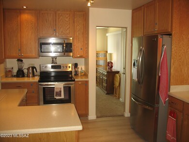 5402 Flying Circle Kitchen 1