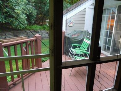 116 Duck Hollow Cir, Stroudsburg, PA 18360 - photo 6