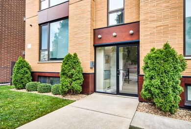 3514 N Sacramento Ave unit 3S, Chicago, IL 60618 - photo 2