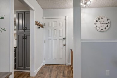 11917 W 49th St, Shawnee, KS 66216 - photo 3