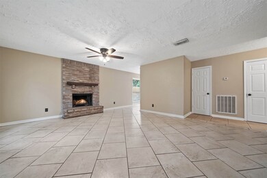 4522 Tylergate Dr, Spring, TX 77373 - photo 6