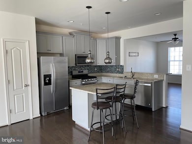 13107 Nittany Lion Cir, Hagerstown, MD 21740 - photo 2