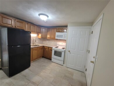 58 River St unit 43, West Warwick, RI 02893 - photo 3