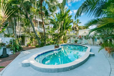 812 Fleming St-2